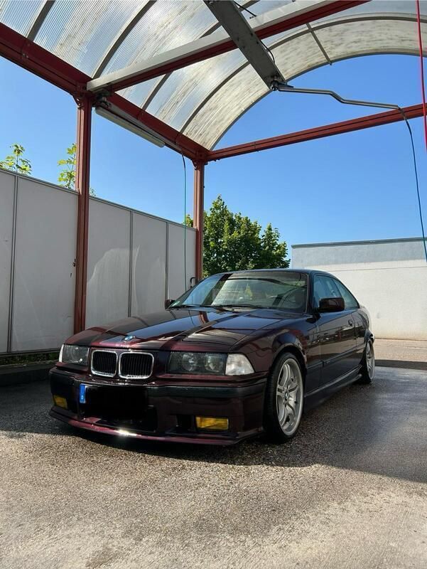 Rot Gebraucht 1993 BMW 318 Sport Line Coupé | 5.000 € - Bild 1/4