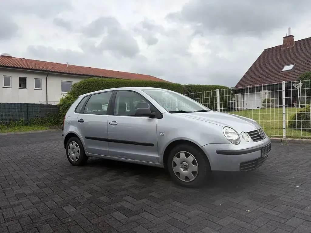 Gebraucht VW Polo 75 PS (55 kW) 2003 Silber Limousine
