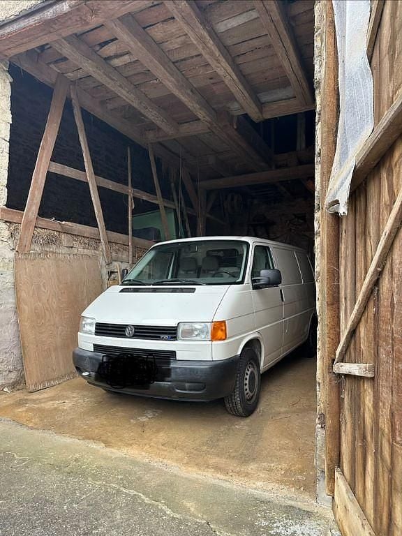 Weiß Gebraucht 2001 VW T4 Van | 9.850 € (Teuer) - Bild 1/4