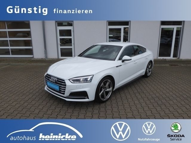 Weiß Gebraucht 2017 Audi A5 Sportback Sport Limousine | 28.930 € (Fairer Preis) - Bild 1/4