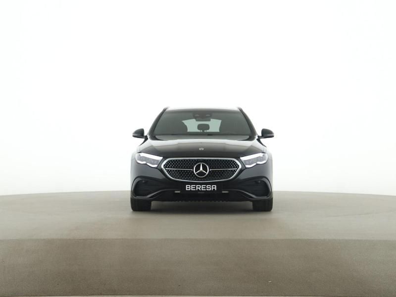 Gebraucht Mercedes E300 AMG 204 PS (150 kW) 2026 Grau Limousine