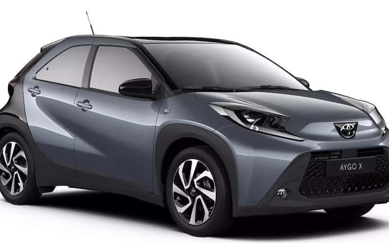 Grau Neu 2025 Toyota Aygo Kleinwagen | 17.990 € - Bild 1/4