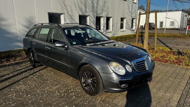 Gebraucht Mercedes E280 Elegance 190 PS (139 kW) 2008 Grau Kombi