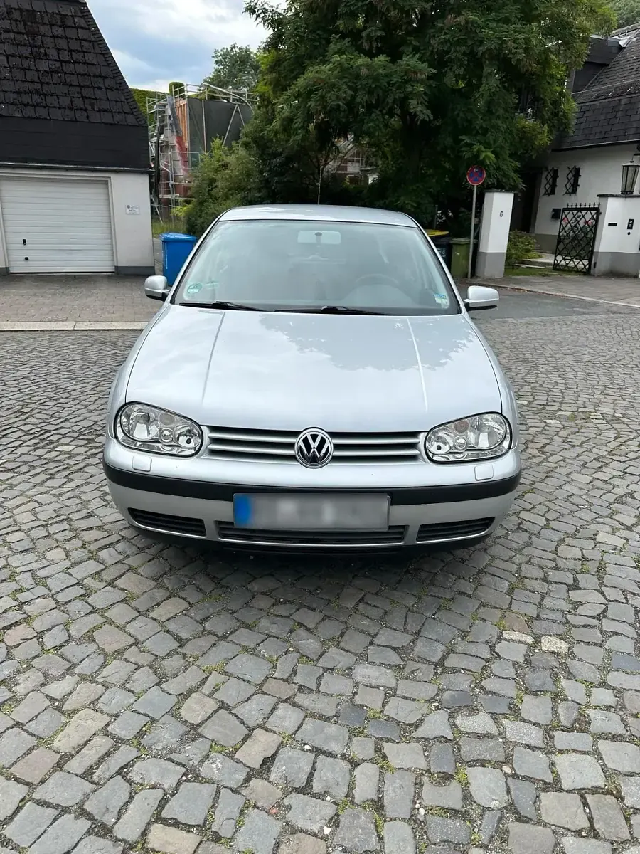 Gebraucht VW Golf IV 81 PS (59 kW) 2002 Silber Limousine