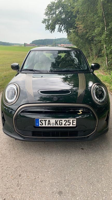 Grün Gebraucht 2023 Mini Cooper SE Resolute Edition Kleinwagen | 19.900 € (Fairer Preis) - Bild 1/4