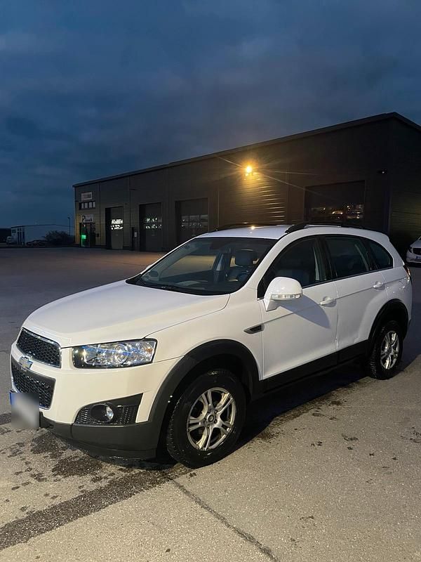 Gebraucht Chevrolet Captiva 167 PS (122 kW) 2012 Weiß SUV