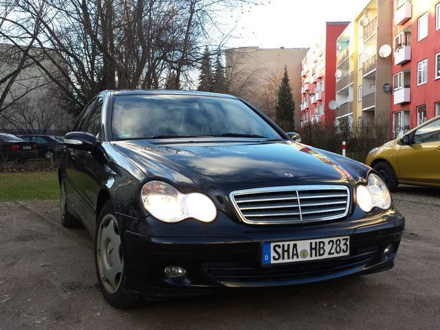 Gebraucht Mercedes C200 185 PS (136 kW) 2005 Schwarz Limousine