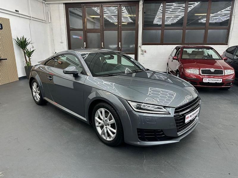 Gebraucht Audi TT Comfort 179 PS (131 kW) 2015 Grau Coupé
