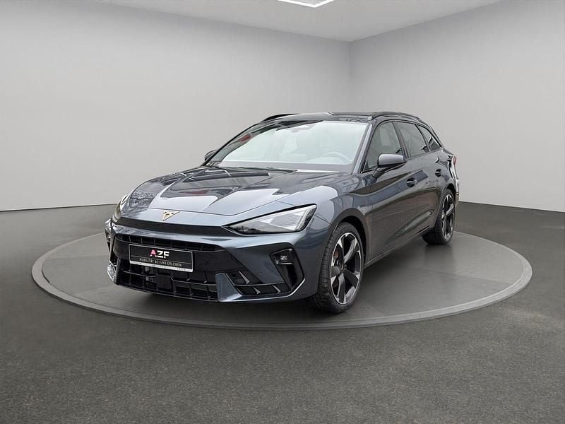 Neu Cupra Leon 150 PS (110 kW) 2025 Mitternachtsschwarz Kombi