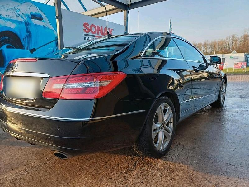 Gebraucht Mercedes 350 265 PS (194 kW) 2011 Schwarz Coupé