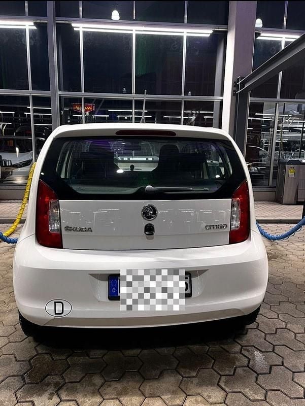 Weiß Gebraucht 2016 Skoda Citigo Active Kleinwagen | 4.850 € (Guter Preis) - Bild 1/4