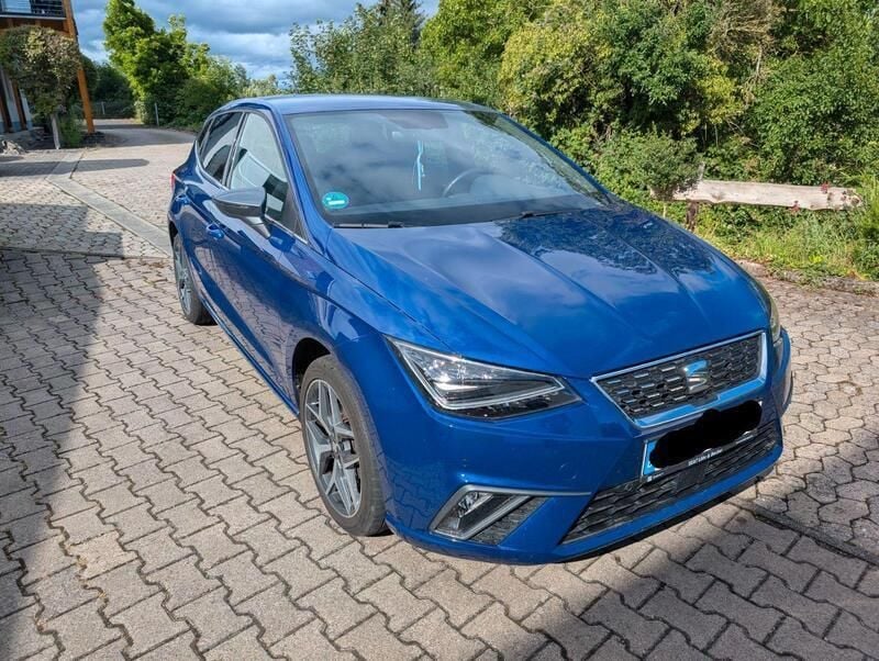 Blau Gebraucht 2018 Seat Ibiza XCELLENCE Kleinwagen | 12.200 € (Superpreis) - Bild 1/4