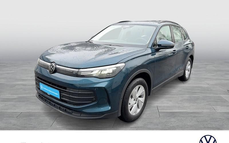 Gebraucht VW Tiguan 150 PS (110 kW) 2025 Blau SUV