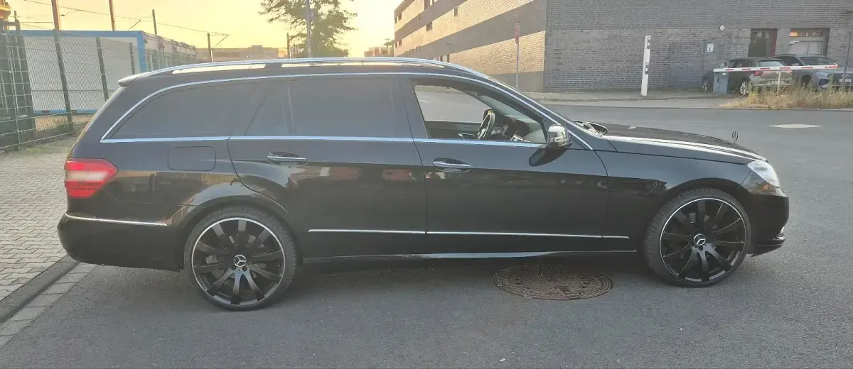 Gebraucht Mercedes E350 231 PS (169 kW) 2009 Kombi