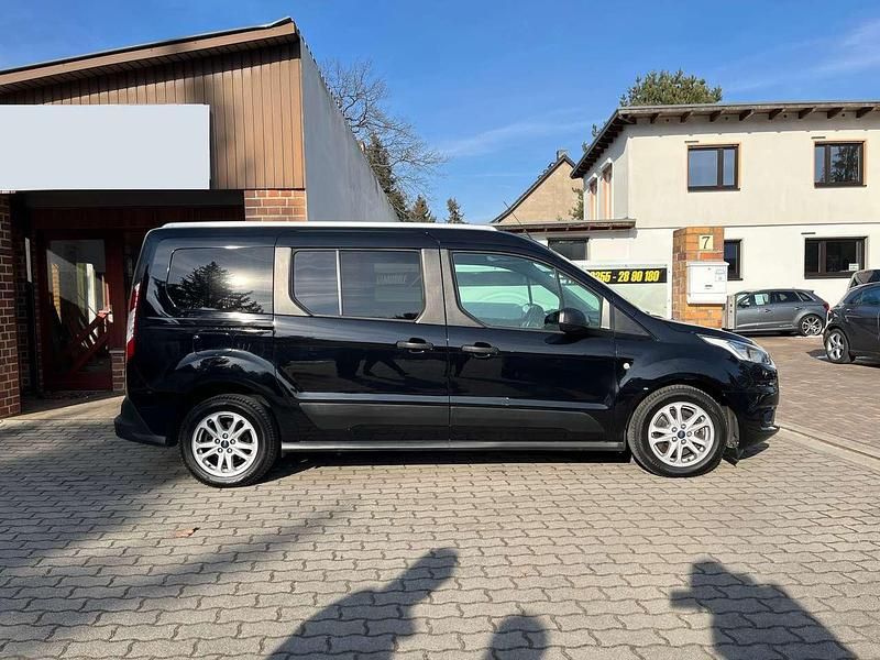 Iridiumschwarz metallic Gebraucht 2019 Ford Tourneo Connect Van / Kleinbus | 21.000 € (Etwas zu teuer) - Bild 1/4