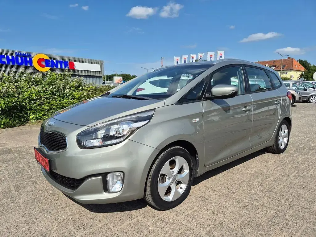 Gebraucht Kia Carens Edition 7 135 PS (99 kW) 2013 Beige Van / Kleinbus