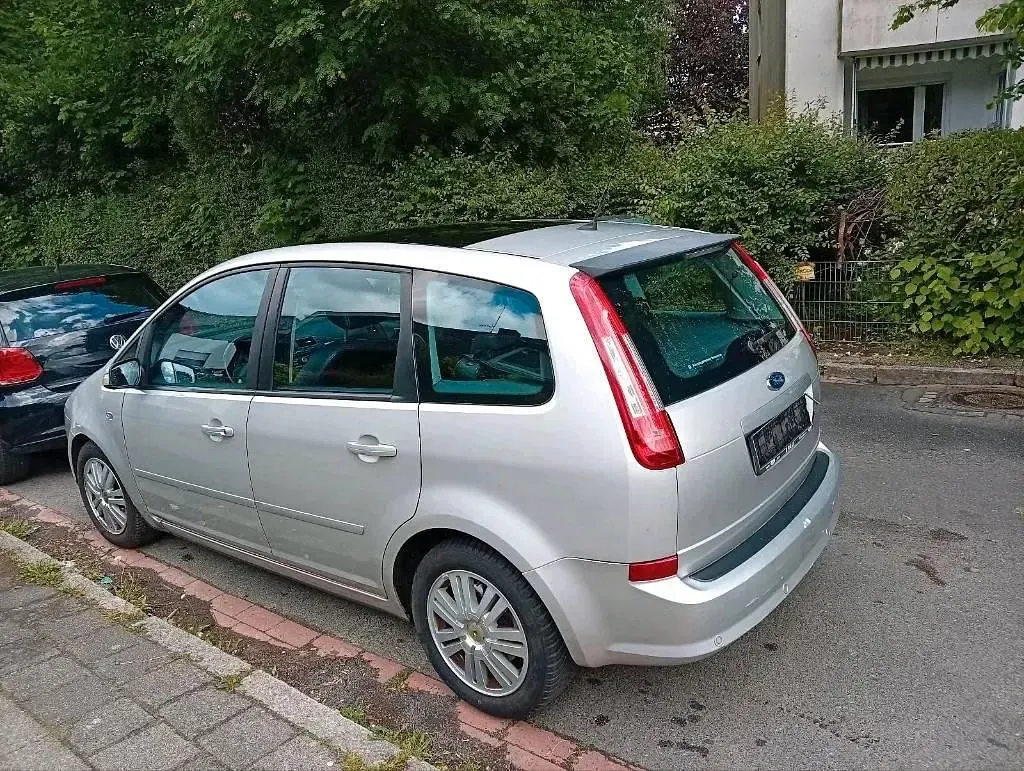 Gebraucht Ford Focus 111 PS (81 kW) 2007 Silber Limousine