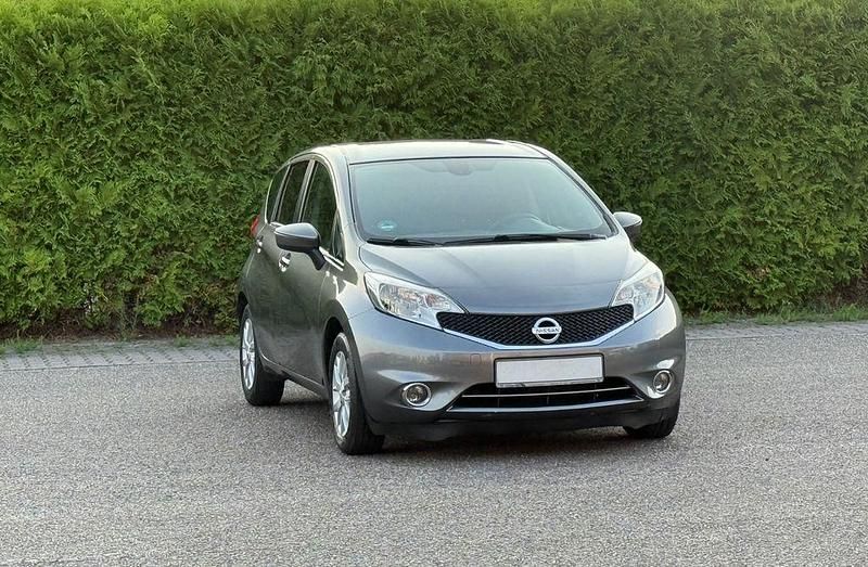 Grau Gebraucht 2015 Nissan Note Acenta Van / Kleinbus | 5.499 € (Guter Preis) - Bild 1/4