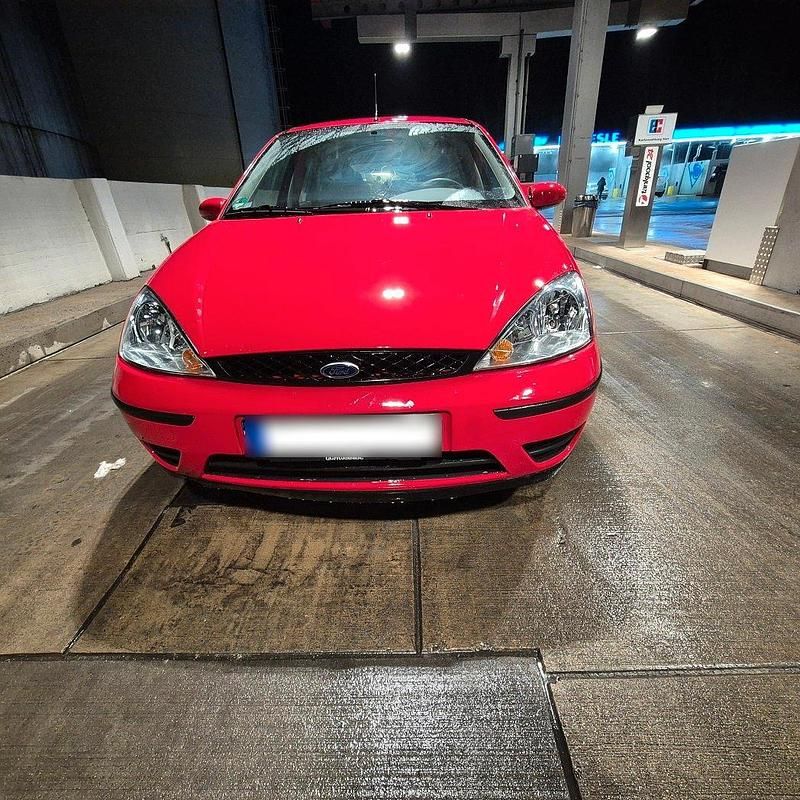 Usata Ford Focus 75 CV (55 kW) 2004 Rosso Utilitaria