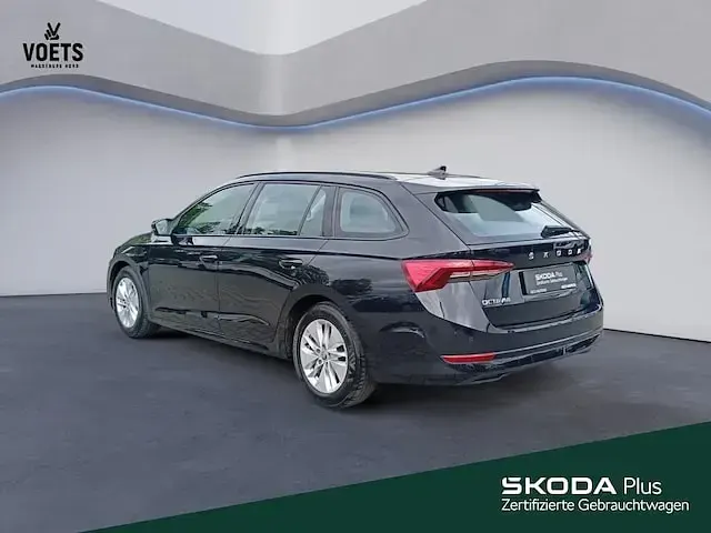 Gebraucht Skoda Octavia Ambition 150 PS (110 kW) 2023 Schwarz Kombi