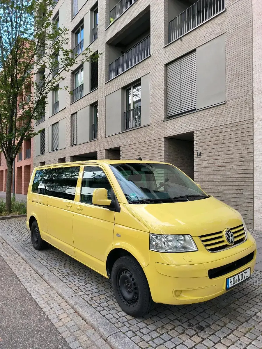 Gebraucht VW Caravelle 174 PS (127 kW) 2005 Gelb Van