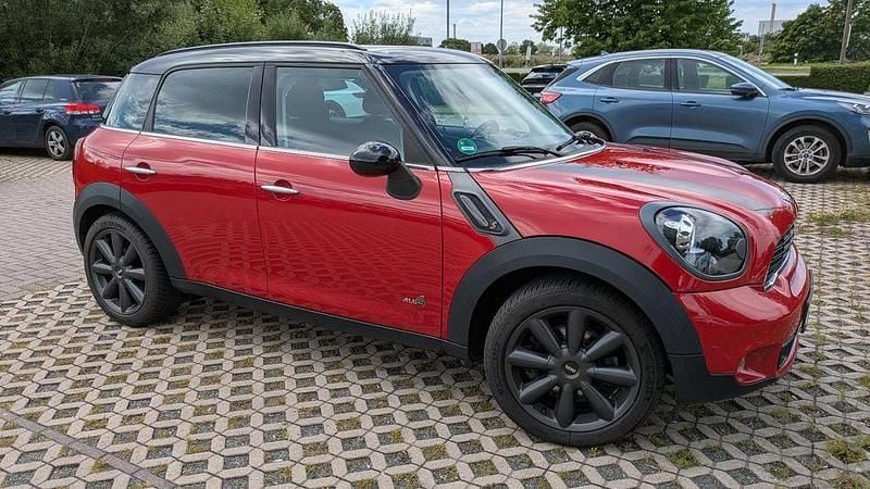 Rot Gebraucht 2014 Mini Cooper SD Countryman SUV | 10.500 € (Fairer Preis) - Bild 1/4