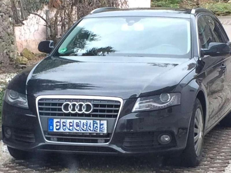 Gebraucht Audi A4 143 PS (105 kW) 2011 Schwarz Kombi