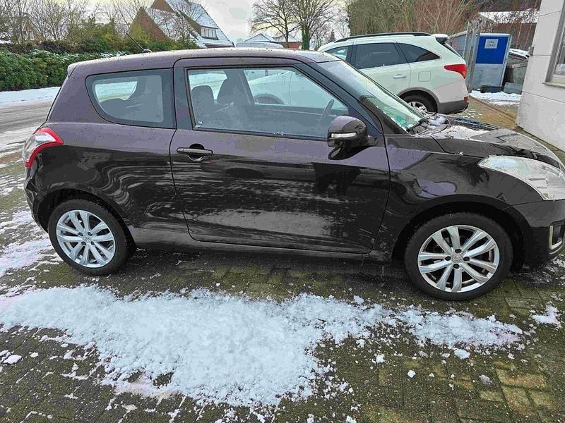 Schwarz Gebraucht 2014 Suzuki Swift Kleinwagen | 5.998 € (Etwas zu teuer) - Bild 1/4
