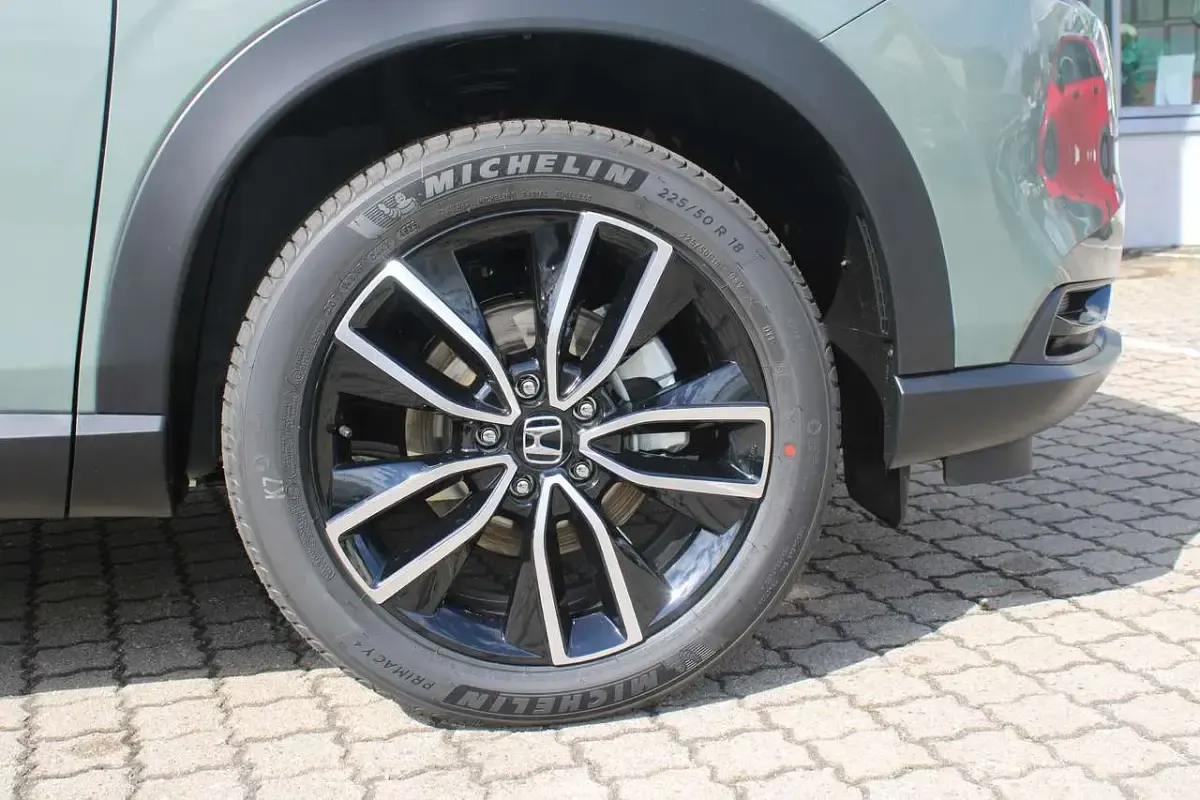 Neu Honda HR-V Elegance 107 PS (78 kW) 2026 Sage green pearl SUV