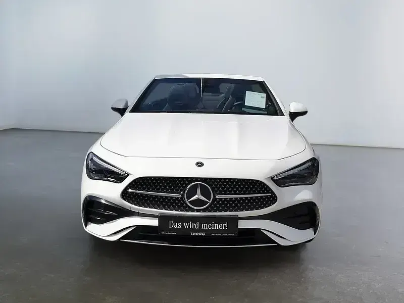 Gebraucht Mercedes CLE220 AMG 197 PS (144 kW) 2025 Weiß Cabrio