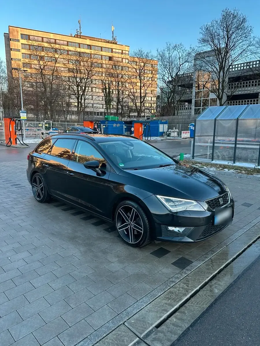 Gebraucht Seat Leon FR-Line 184 PS (135 kW) 2016 Schwarz Kombi
