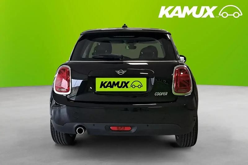 Gebraucht Mini Cooper 136 PS (100 kW) 2020 Schwarz Kleinwagen