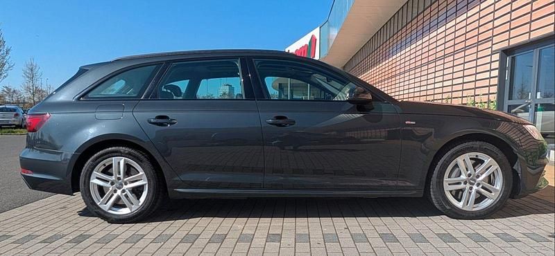 Gebraucht Audi A4 S-Line 252 PS (185 kW) 2018 Grau Kombi