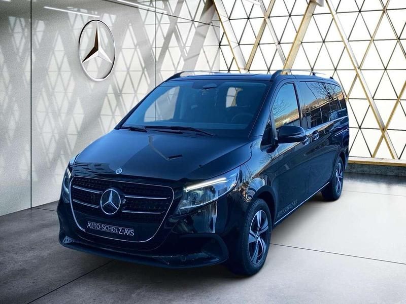 Schwarz Gebraucht 2025 Mercedes V250 Van / Kleinbus | 69.850 € (Guter Preis) - Bild 1/4