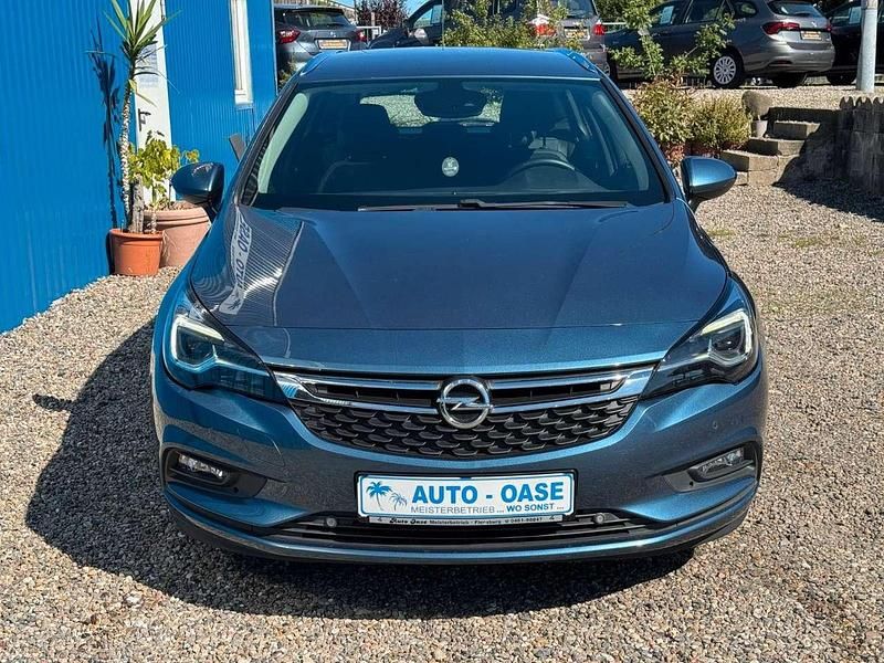 Gebraucht Opel Astra Innovation 160 PS (117 kW) 2017 Blau Kombi