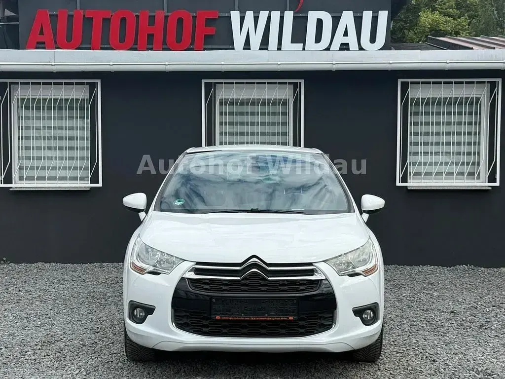 Gebraucht Citroën DS4 So Chic 163 PS (119 kW) 2013 Weiß Kleinwagen