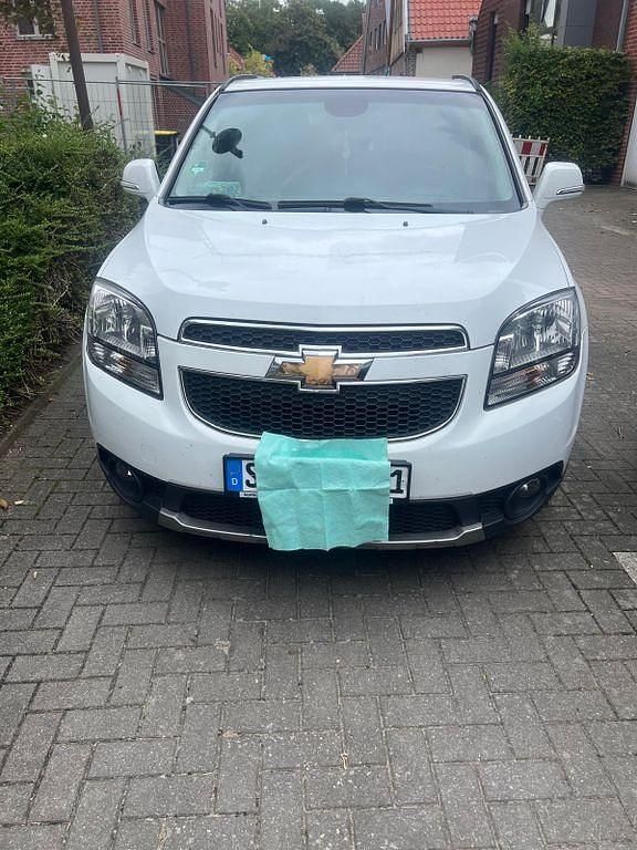 Weiß Gebraucht 2013 Chevrolet Orlando LTZ Van / Kleinbus | 6.000 € (Fairer Preis) - Bild 1/4