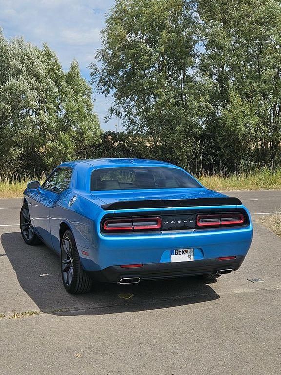 Gebraucht Dodge Challenger SXT 309 PS (227 kW) 2018 Blau Coupé