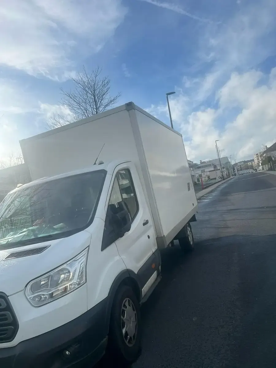 Gebraucht Ford Transit 131 PS (96 kW) 2018 Weiß