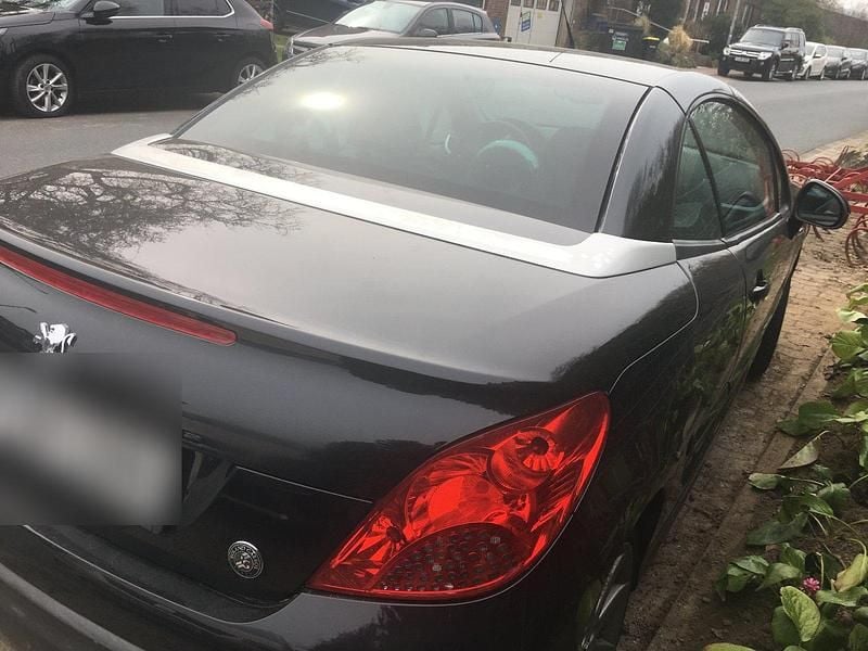 Gebraucht Peugeot 207 CC 120 PS (88 kW) 2008 Schwarz Cabrio