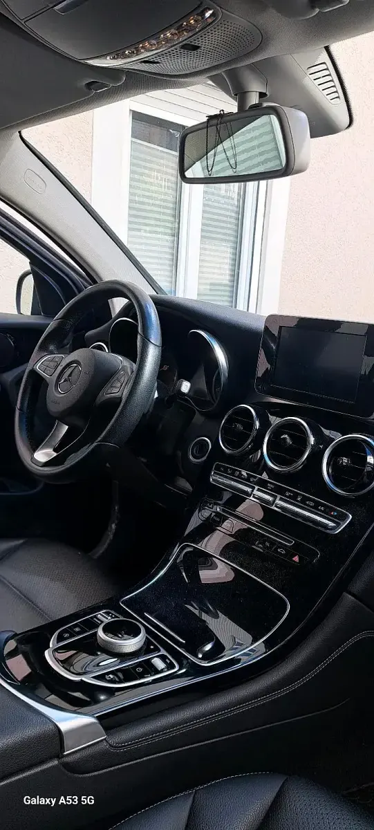 Gebraucht Mercedes GLC250 204 PS (150 kW) 2018 Schwarz SUV