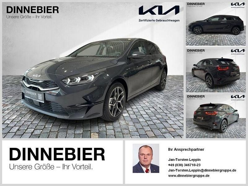 Pentametal met (metallic) Neu 2025 Kia Ceed 4 Limousine | 25.879 € (Fairer Preis) - Bild 1/4