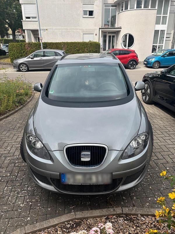 Silber Gebraucht 2007 Seat Altea XL Van / Kleinbus | 1.500 € (Superpreis) - Bild 1/1