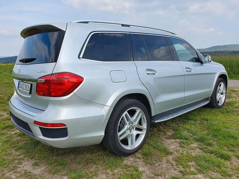 Silber Gebraucht 2012 Mercedes GL350 AMG SUV | 26.999 € (Etwas zu teuer) - Bild 1/4