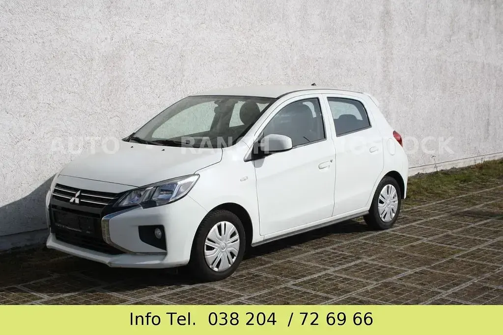 Gebraucht Mitsubishi Space Star Active 71 PS (52 kW) 2020 Weiß Kleinwagen