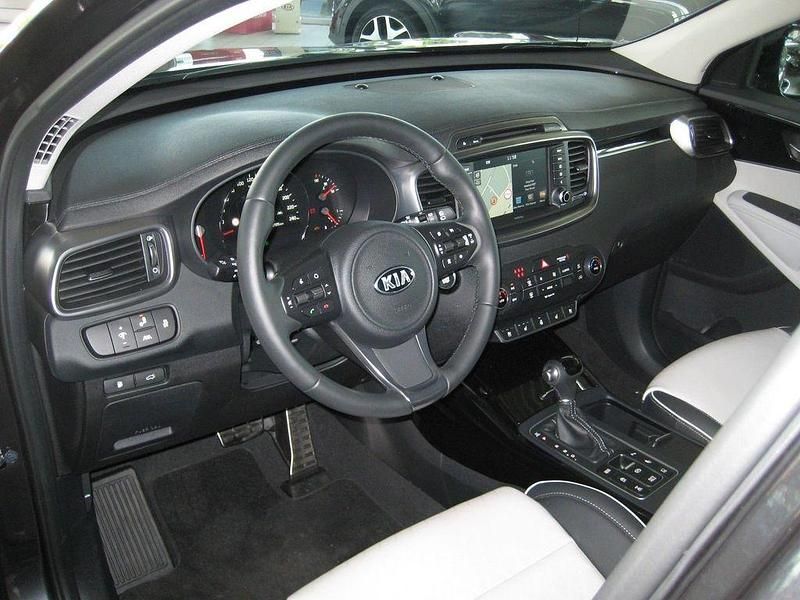 Gebraucht 2017 Kia Sorento Platinum Edition SUV | 20.500 € (Fairer Preis) - Bild 1/4