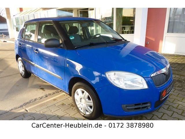 Modra dynamique/dynamic blau Gebraucht 2009 Skoda Fabia Classic Kleinwagen | 2.900 € (Fairer Preis) - Bild 1/4