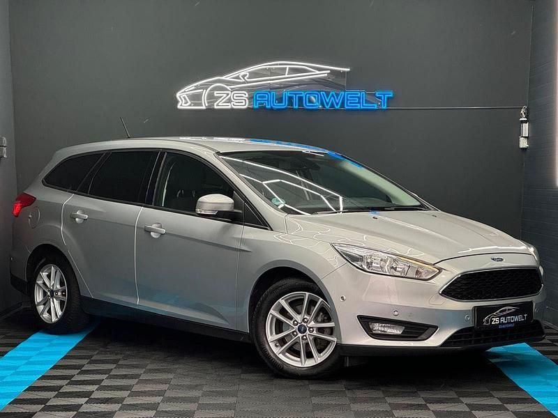 Gebraucht Ford Focus Business Edition 125 PS (91 kW) 2017 Silber Kombi