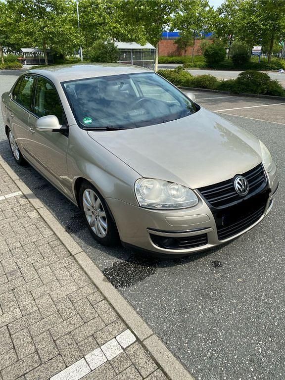 Beige Gebraucht 2005 VW Jetta Comfortline Limousine | 4.500 € - Bild 1/4