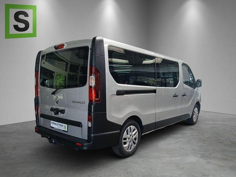 Gebraucht Renault Trafic Life 170 PS (125 kW) 2020 Grau Van / Kleinbus